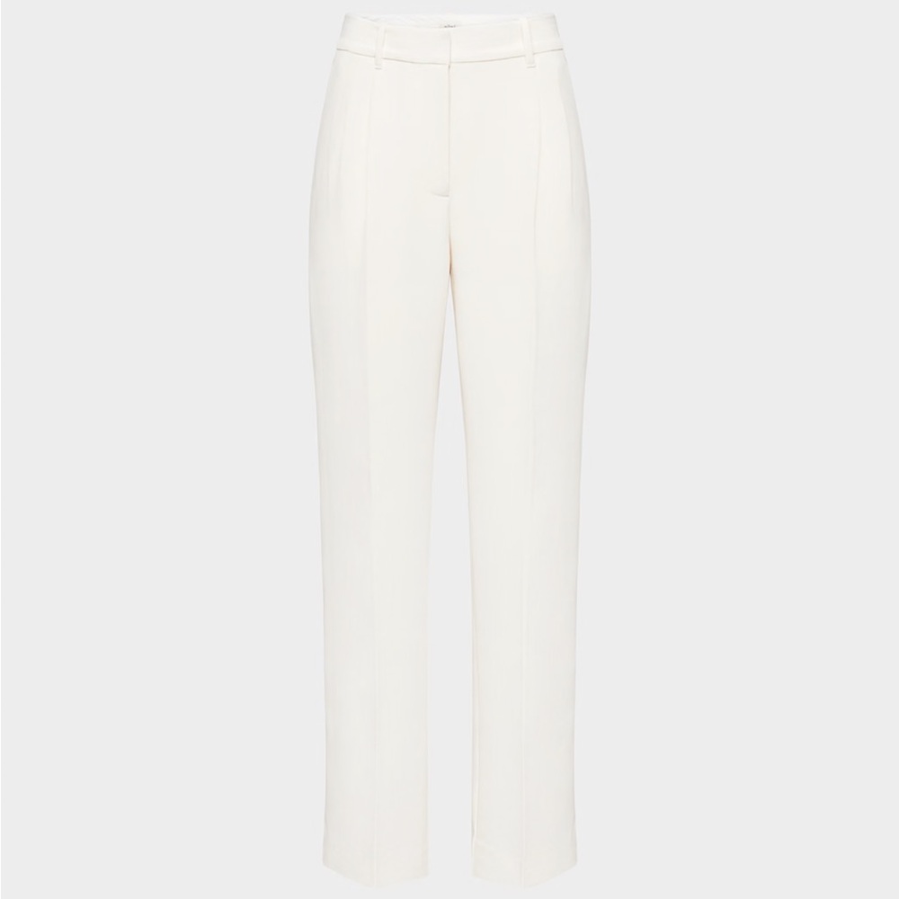 Aritzia Effortless Pant Light Birch Size 8 NWT never worn